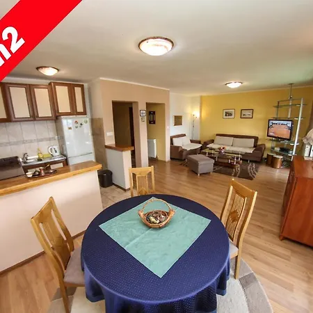 Apartament Cyrano 1&2 *