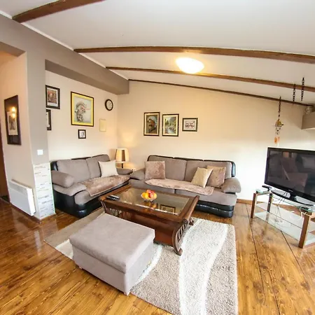 Cyrano 1&2 Apartment