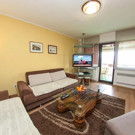 Cyrano 1&2 Apartament *