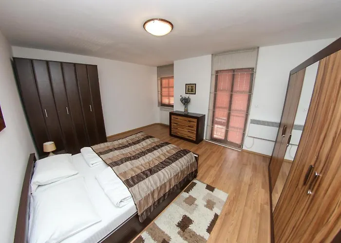 Cyrano 1&2 * סראייבו